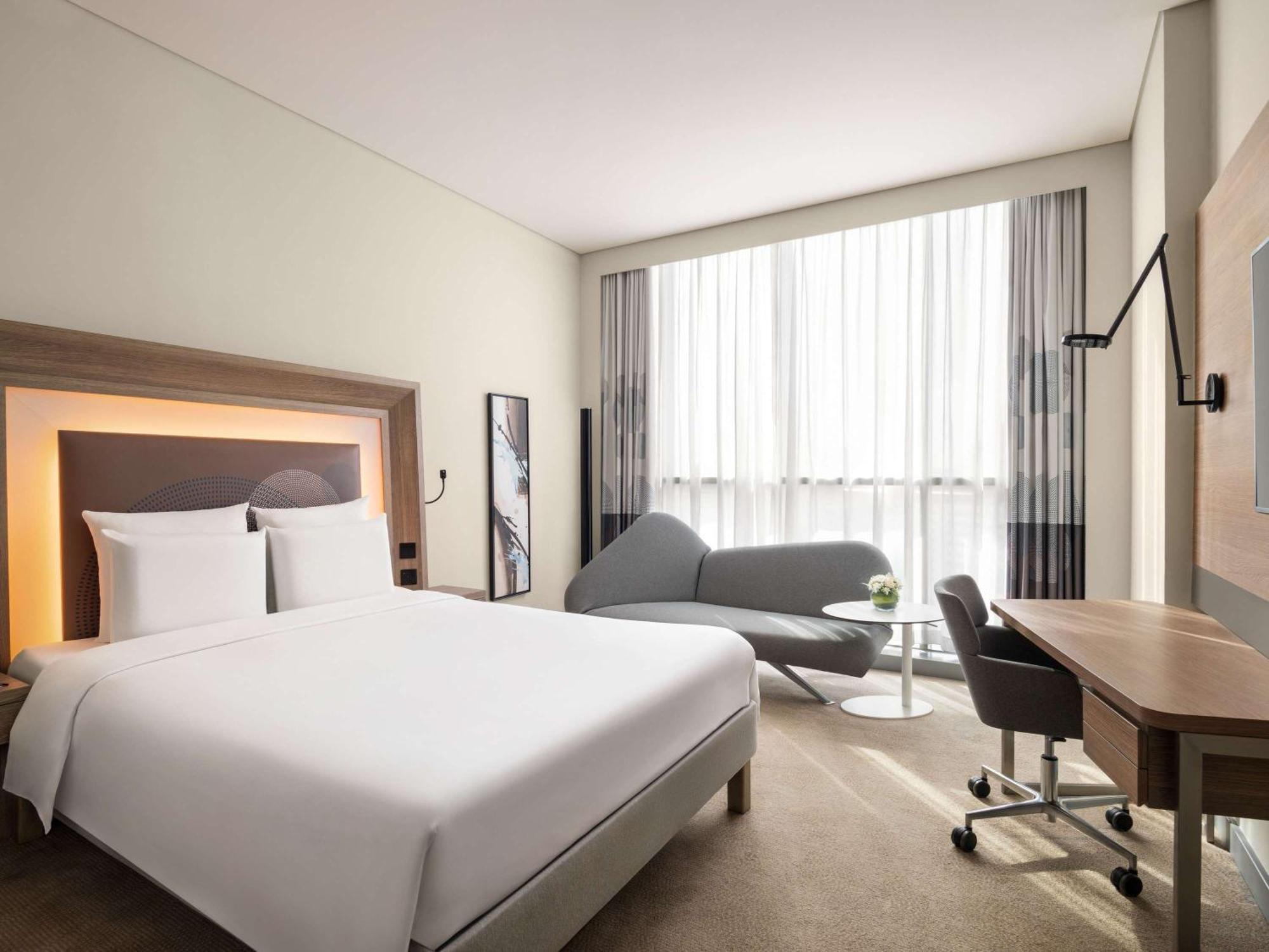 Novotel Bur Dubai - Healthcare City Buitenkant foto