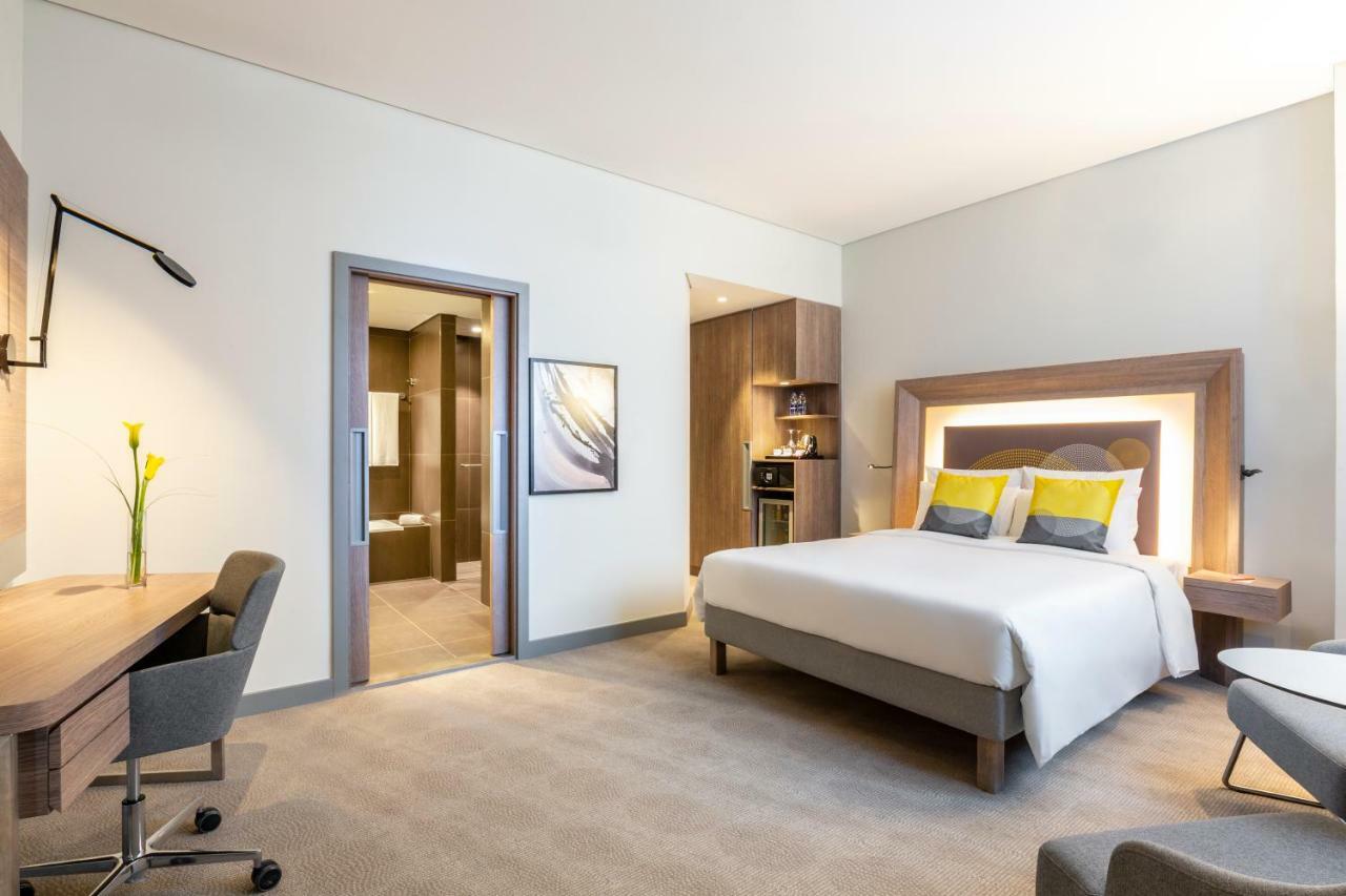 Novotel Bur Dubai - Healthcare City Buitenkant foto