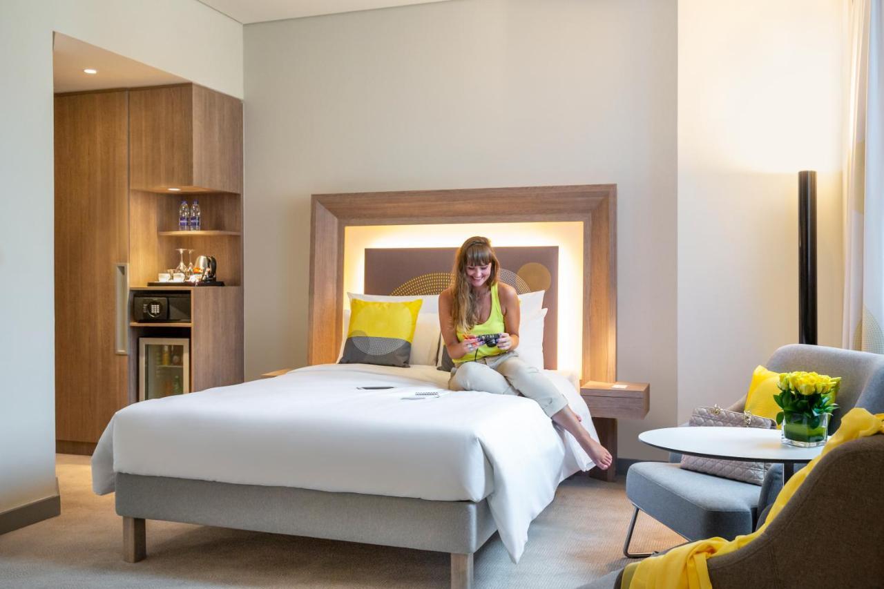 Novotel Bur Dubai - Healthcare City Buitenkant foto